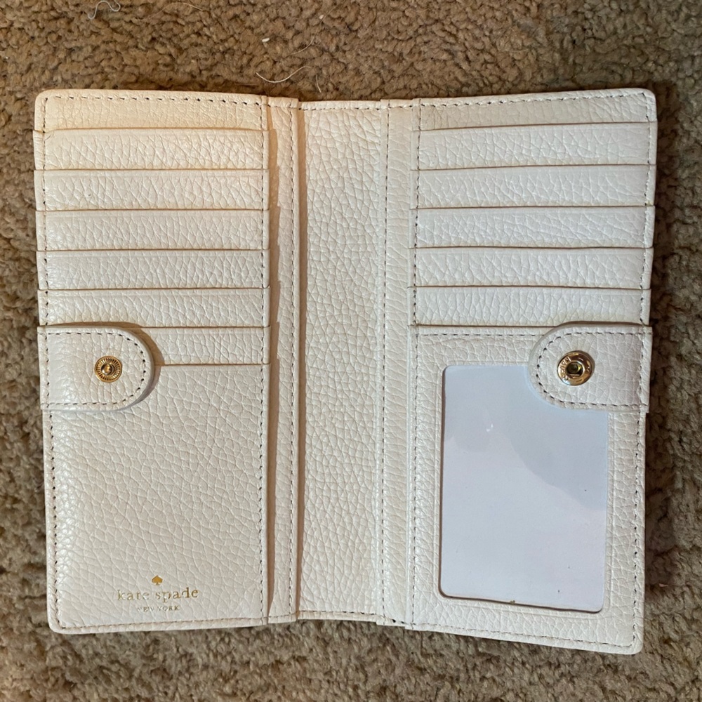 Kate Spade Wallet - Picture 3 of 3